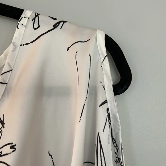 Cold shoulder top - Picture 3 of 5